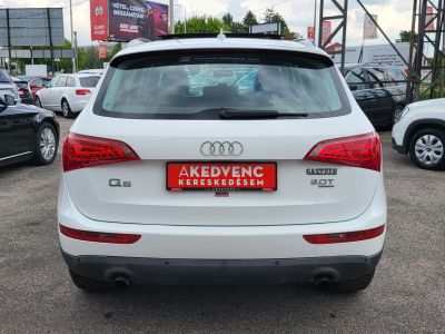 AUDI Q5 2.0 TFSI quattro S-tronic Xenon Panorámatető Tempomat Frissen szervizelt!