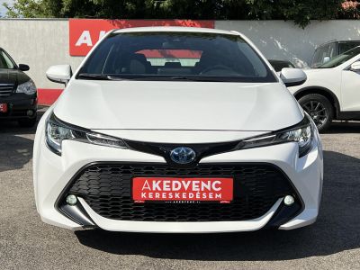 TOYOTA COROLLA 1.8 Hybrid Comfort Business e-CVT 64e km. LED Navi Tempomat Sávtartó Ülésfűtés Kamera