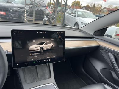 TESLA MODEL 3 Long Range AWD (Automata) FACELIFT. hőszivattyú. premium hifi. mátrix LED!