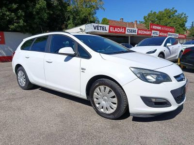 OPEL ASTRA J 1.6 Enjoy M.o.-i. Klíma Tempomat Bluetooth Esőszenzor! 7-8L/100km