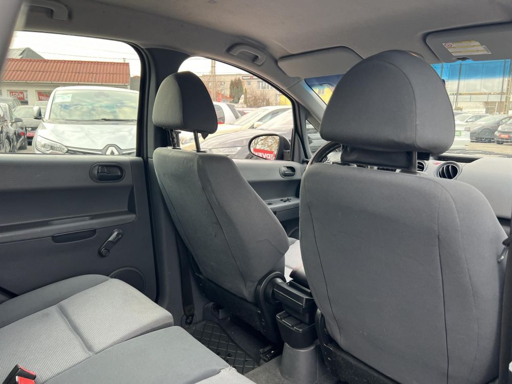 MITSUBISHI COLT 1.3 Inform AC