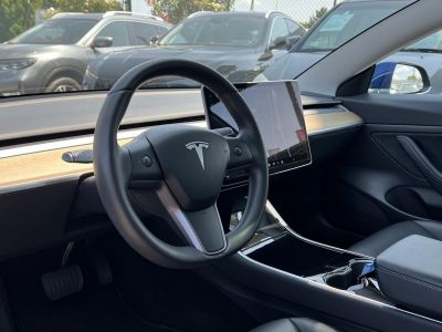 TESLA MODEL 3 Standard Range Plus Aut garanciális. 2 töltőkábel!