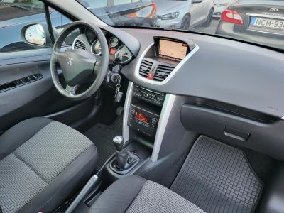 PEUGEOT 207 SW 1.6 HDi Premium Panorámatető. digit klíma. alufelni