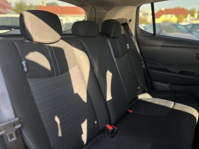 NISSAN LEAF N-Connecta 40kWh (Automata) 60e km. 270km hatótáv. keyless. 360 kamera. első-hátsó ülésfűtés. téli-nyári!