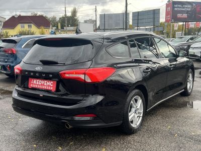 FORD FOCUS 1.0 EcoBoost Connected M.o.-i 1.tul. Márkaszervizelt! Carplay