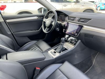 SKODA SUPERB Combi 2.0 TDI SCR L&K DSG7 M.o.-i LED Távtartó Memória Carplay Virtual Cockpit Canton Üléshűtés Masszázs