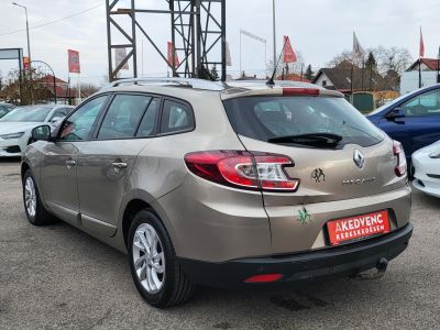 RENAULT MEGANE Grandtour 1.5 dCi Dynamique Magyarországi Tempomat Digitklíma Tolatóradar Vonóhorog