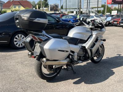 YAMAHA FJR 1300
