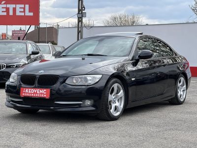 BMW 320d Napfénytető Xenon Ülésfűtés Combtámasz Navi PDC