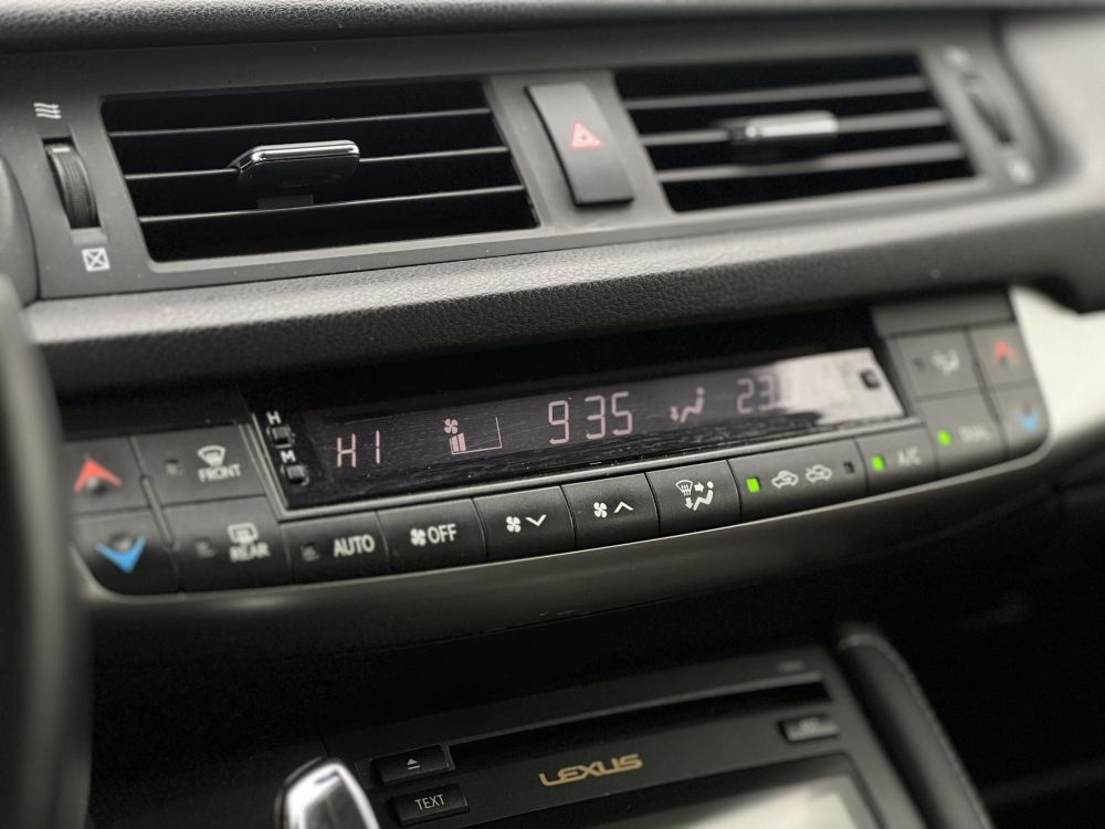 LEXUS CT 200h Comfort (Automata) 146e km. digit klíma. ülésfűtés. tempomat. kamera. megkímélt állapot!