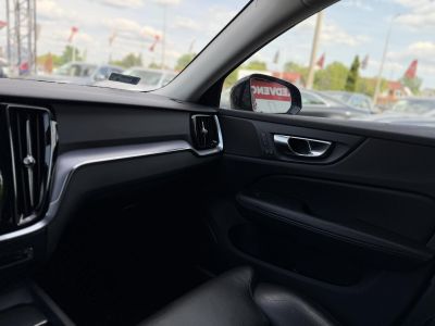 VOLVO V60 2.0 [B3] MHEV Momentum Pro Geartronic Magyarországi. végig márkaszervizelt. kerámia. friss nagyszerviz!
