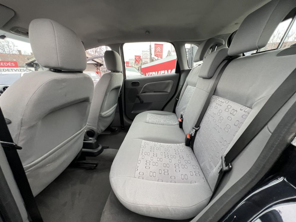 FORD FIESTA 1.3 Comfort Semmi extra.....még 1 év műszaki!