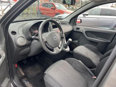 FIAT PANDA 1.4 100 HP Ritkaság! Vezetett szervizkönyv! Téli-Nyári kerék!