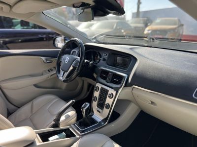 VOLVO V40 1.6 T3 Ocean Race