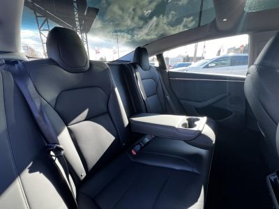 TESLA MODEL 3 Long Range AWD (Automata) HIGHLAND. TÉLI-NYÁRI SZETT GYÁRI ALUFELNIVEL