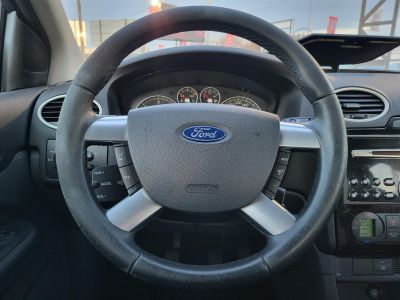 FORD FOCUS 1.6 TDCi Ghia DPF Magyarországi Tempomat Digitklíma Vonóhorog 2026.09.-ig műszaki vizsga!