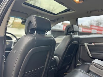 CHEVROLET CAPTIVA 3.2 V6 LT High (Automata) (7 személyes ) Klíma Tempomat Bluetooth Téli/nyári garnitúra!