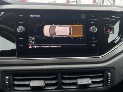 VOLKSWAGEN POLO VI 1.0 TSI Comfortline R-line Távtartó Ülésfűtés Carplay Márkaszervizelt!