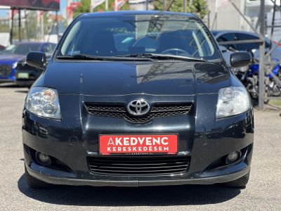 TOYOTA AURIS 1.4 Luna