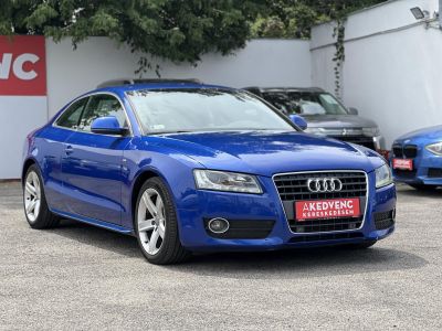 AUDI A5 Coupé 2.0 T FSi S-line 163e km. sérülésmentes. téli-nyári gumi. dokumentált előélet!