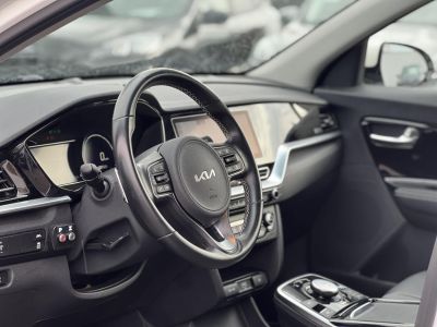 KIA NIRO e-Niro 64kWh Silver 455 km wltp hatótáv. carplay. tempomat. vezetéstámogató rendszerek!
