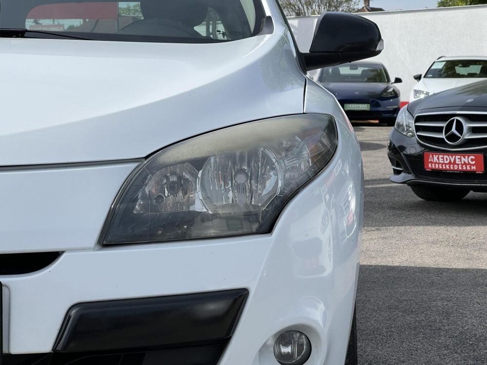 RENAULT MEGANE 1.6 Dynamique Magyarországi. teljes szerviztörténet! LEGJOBB ÁR!