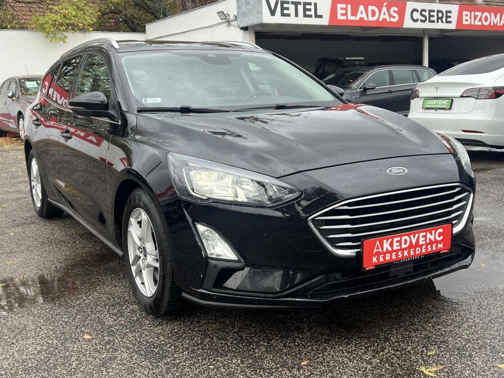 FORD FOCUS 1.0 EcoBoost Connected M.o.-i 1.tul. Márkaszervizelt! Carplay