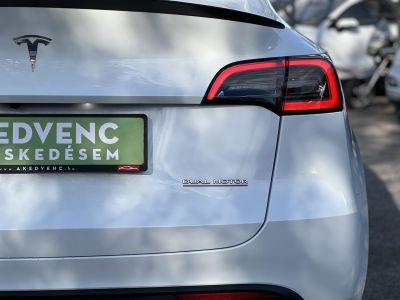 TESLA MODEL Y Performance AWD (Automata) 63e km. AMD Ryzen. mátrix LED. hőszivattyú. garanciális 2030-ig!