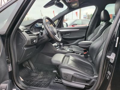 BMW 220d M Sport (Automata) (7 személyes ) Megkímélt. LED Navigáció Bluetooth Bőr PDC