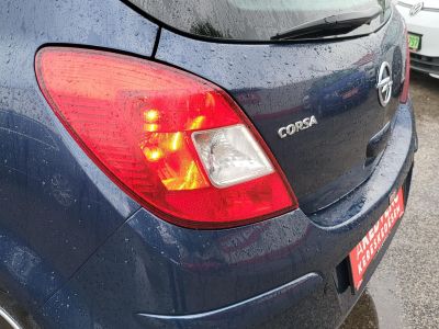 OPEL CORSA D 1.2 Color Edition M.o.-i. Klíma Tempomat Bluetooth 102e km! Téli-nyári garnitúra!