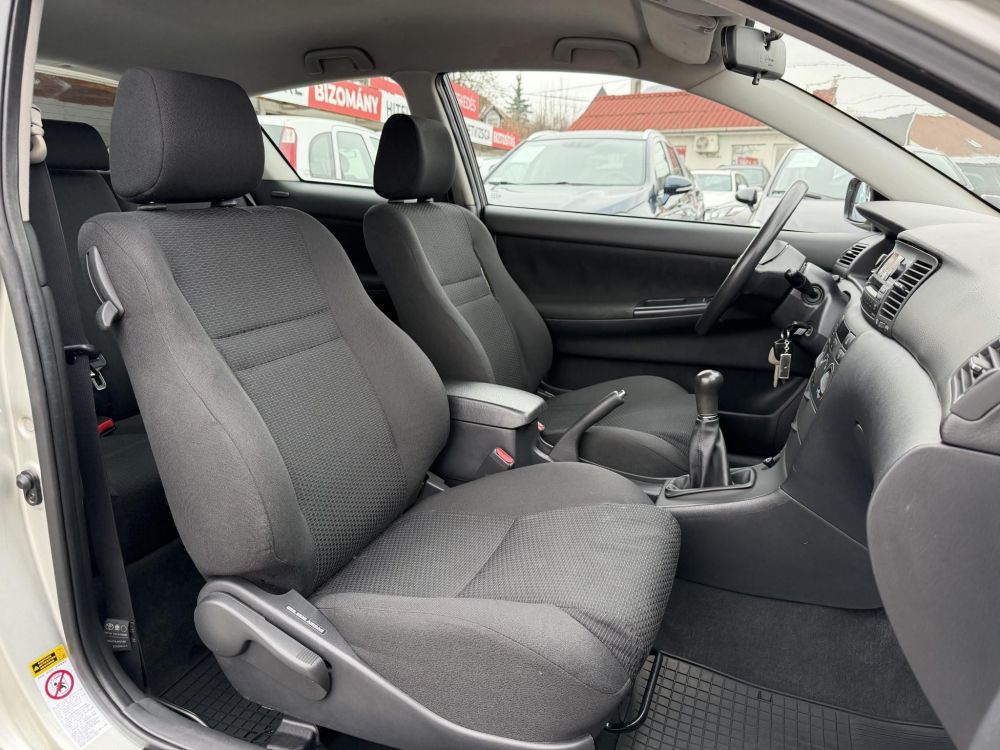 TOYOTA COROLLA 1.4 Sport Ice 166e km. Magyarországi. Klíma Friss vizsga!