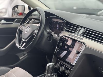 VOLKSWAGEN PASSAT VIII 2.0 TDI BMT SCR Comfortline DSG Magyarországi. Gyári fényezés. Végig vezetett szervizkönyv!