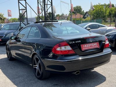 MERCEDES-BENZ CLK 280 Elegance (Automata) Megkímélt állapot. Napfénytető Ülésfűtés Téli-nyári kerék szett!