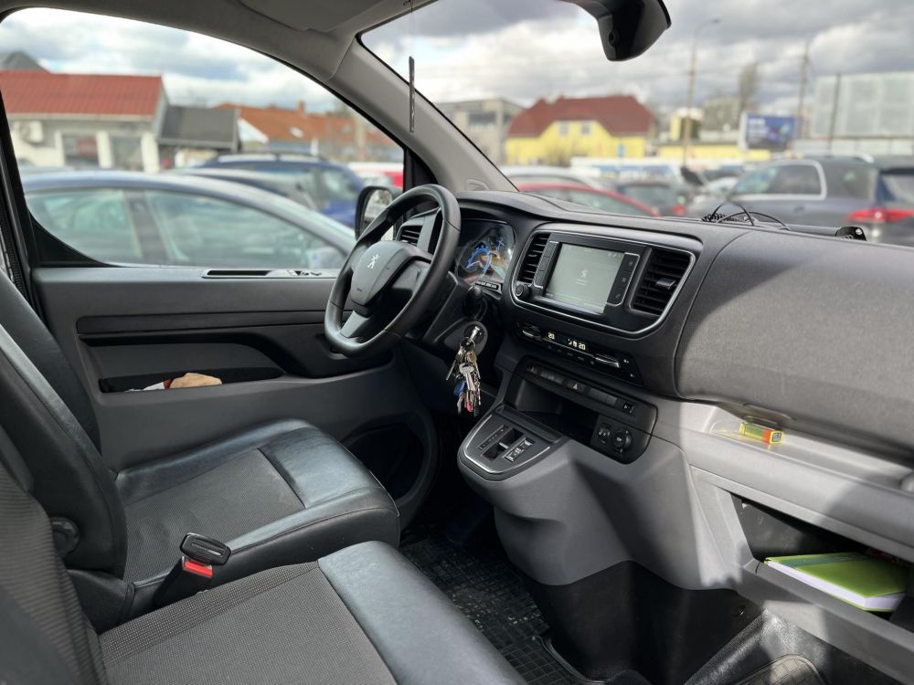 PEUGEOT EXPERT e-Expert L1 Premium 50 kWh (Automata)