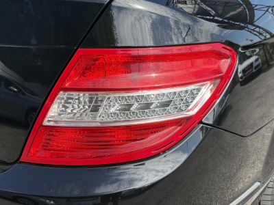MERCEDES-BENZ C 200 Kompressor Avantgarde 183e km. Xenon Digitklíma Ülésfűtés Félbőr MEGKÍMÉLT!