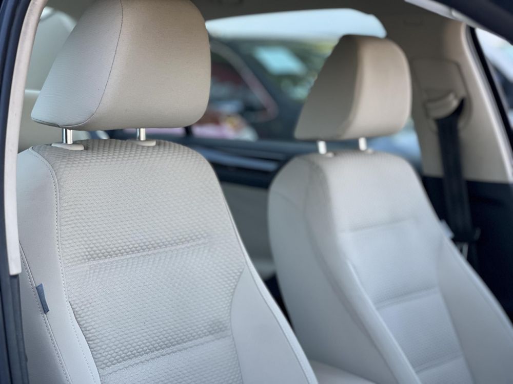 VOLKSWAGEN JETTA VI 1.4 TSI BMT Comfortline M.o.-i. friss műszaki vizsga. szervizelt! 1-Tulaj!