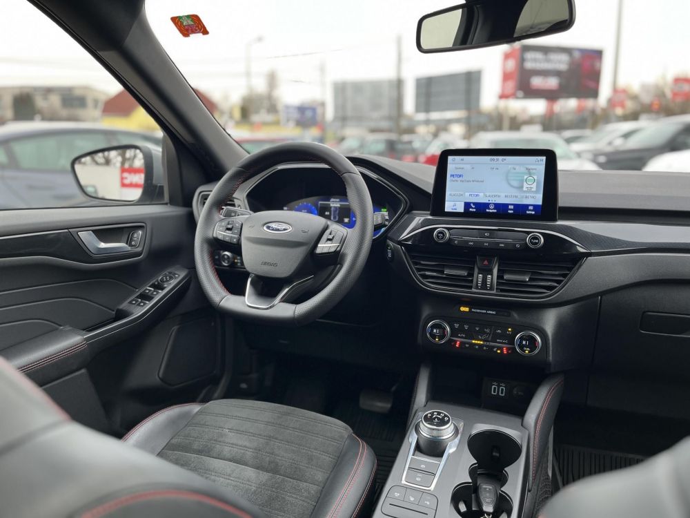 FORD KUGA 2.5 FHEV ST-Line X Graphite Tech Edition CVT M.o.-i. 1.tul. Bang & Olufsen Hifi