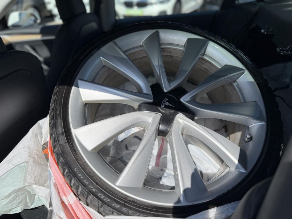 TESLA MODEL 3 Performance AWD (Automata) 68e km. FACELIFT. téli-nyári kerék. überturbine felni. mátrix LED. garanciális!