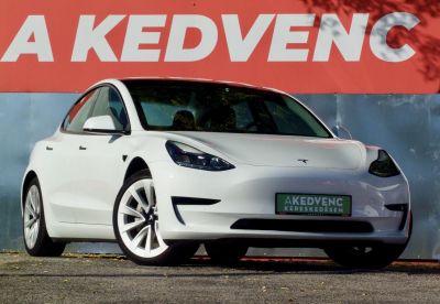 TESLA MODEL 3 Standard Range Plus Aut 62e km. mátrix LED. höszivattyú. garanciális. premium hifi!