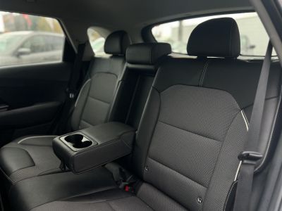 KIA NIRO e-Niro 64kWh Silver 455 km wltp hatótáv. carplay. tempomat. vezetéstámogató rendszerek!