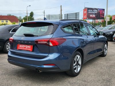 FORD FOCUS 1.5 EcoBlue Active (Automata) LED Tempomat Navi Bluetooh PDC