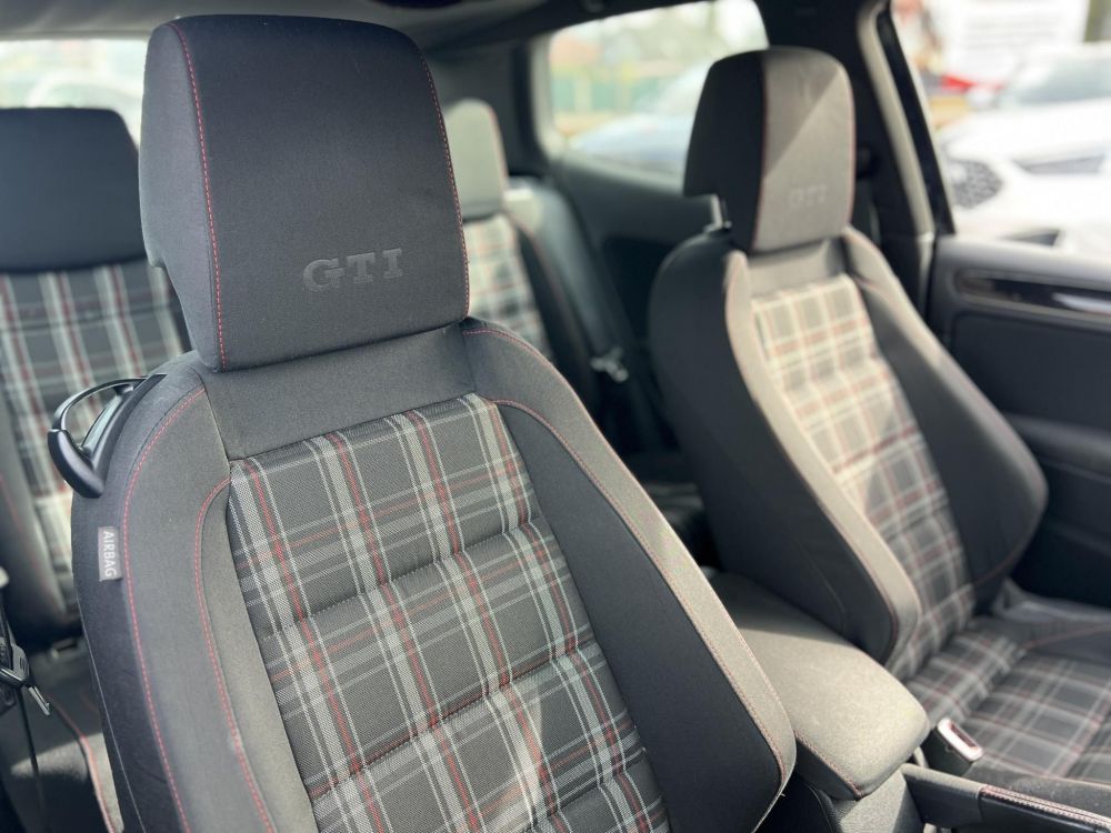 VOLKSWAGEN GOLF VI 2.0 TSI GTI DSG Rendszeresen karbantartott. Keskin felnik