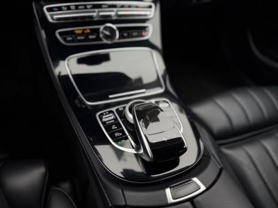 MERCEDES-BENZ E 220 d 9G-TRONIC Megkímélt állapot. LED Holttér HUD Carplay Fakormány 360kamera