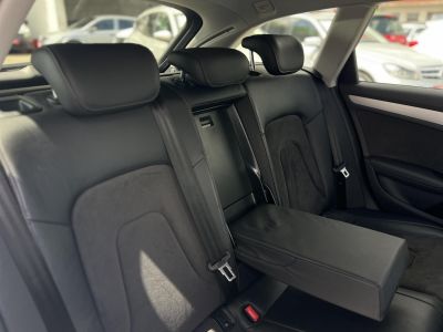 AUDI A4 Avant 2.0 TDI DPF EU5 S-line