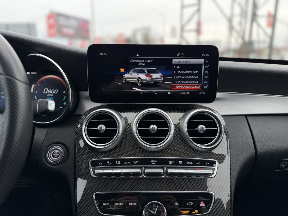 MERCEDES-BENZ C 300 T de EQ Power 9G-TRONIC AMG+karbon csomag. 88e km Burmester. teljes kerámia bevonat. ZÖLD rendszám