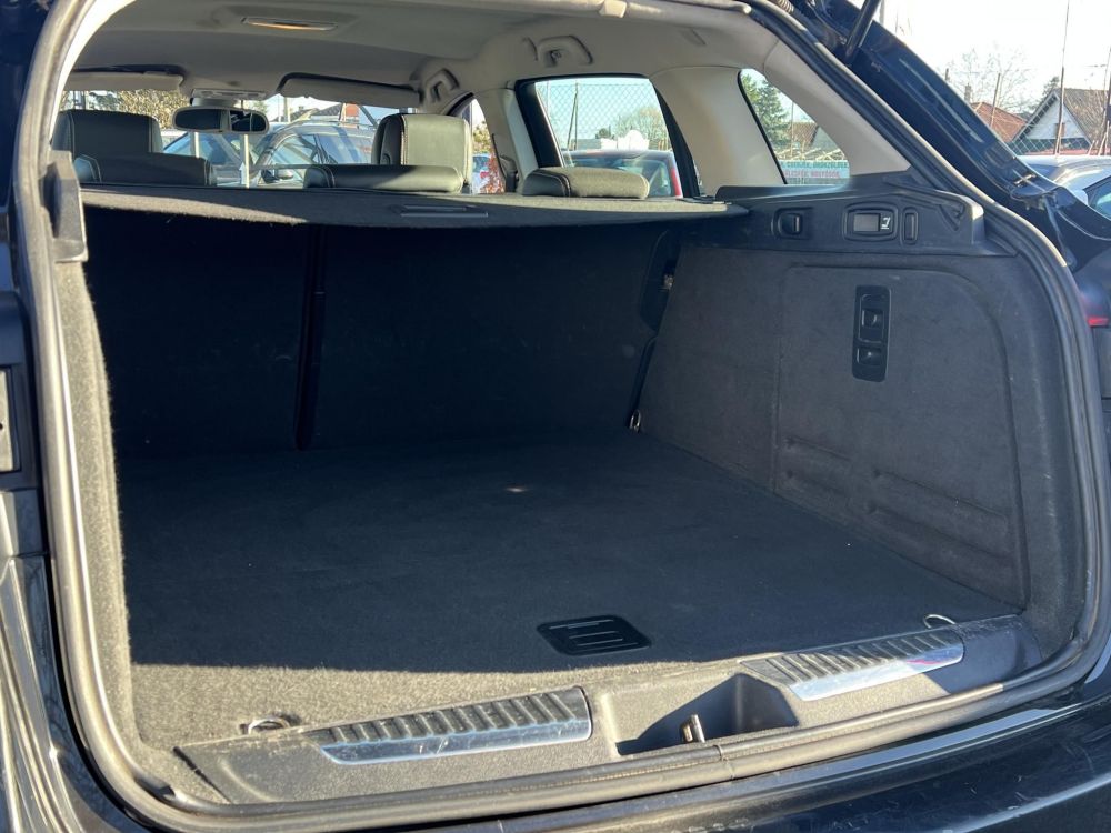 RENAULT LAGUNA 1.5 dCi Expression EDC Klíma Tempomat Bluetooth Végig szervízelt!