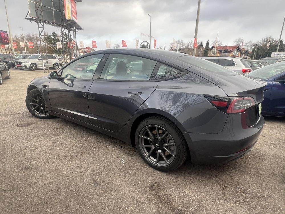 TESLA MODEL 3 Long Range AWD (Automata) 42e km. kifogástalan állapot