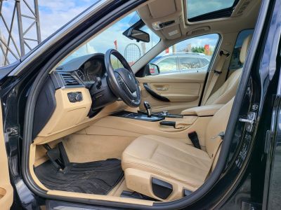 BMW 335i (Automata) Luxury Napfénytető Vajbőr Ülésfűtés Navi Bluetooth