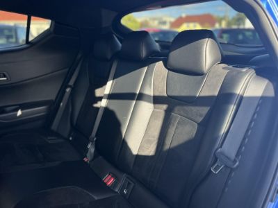 TOYOTA C-HR 2.0 Hybrid Selection e-CVT M.o.-i. LED fényszórók. kamera. keyless. sávtartó. ülés-kormányfűtés