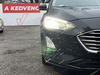 FORD FOCUS 1.0 EcoBoost Connected M.o.-i. 1.tul. Márkaszervizelt. Carplay!